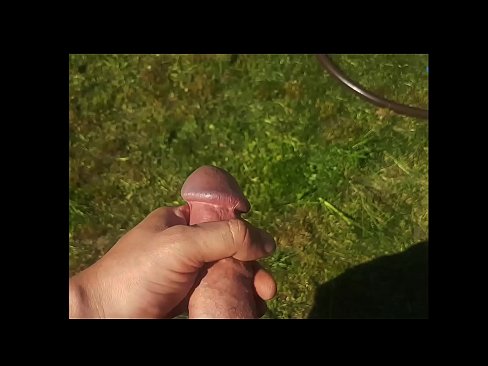 ❤️ Hottie poeth yn cael ei pussy pinc fucked a cums gyda chwistrell mewn gardd haf porno Rwsiaidd ar porn % cy.thebestfetishsites.ru%  ❤
